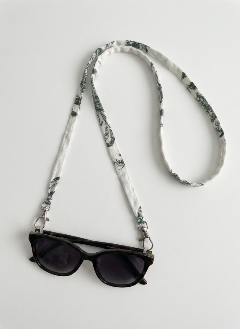 Glassy Alavida Black